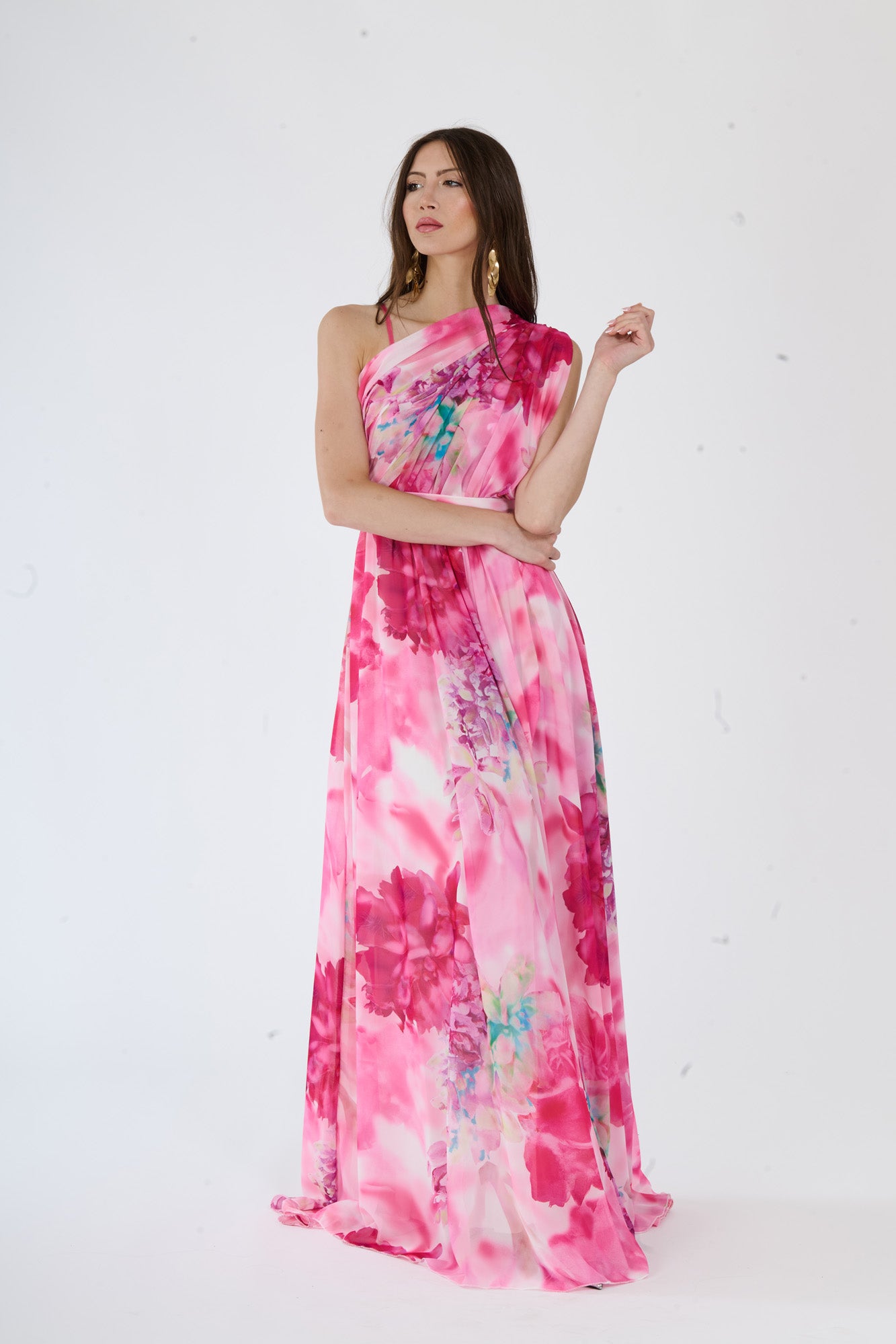 Abito elegante Fuxia con design a spalla unica, fascia vita e apertura leggera