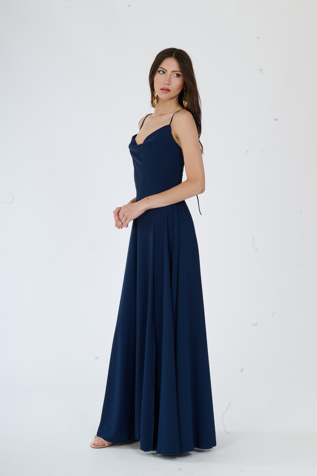 Abito “Isadora” – Vestito Lungo in Poliestere con Spacco e Spalline Annodate