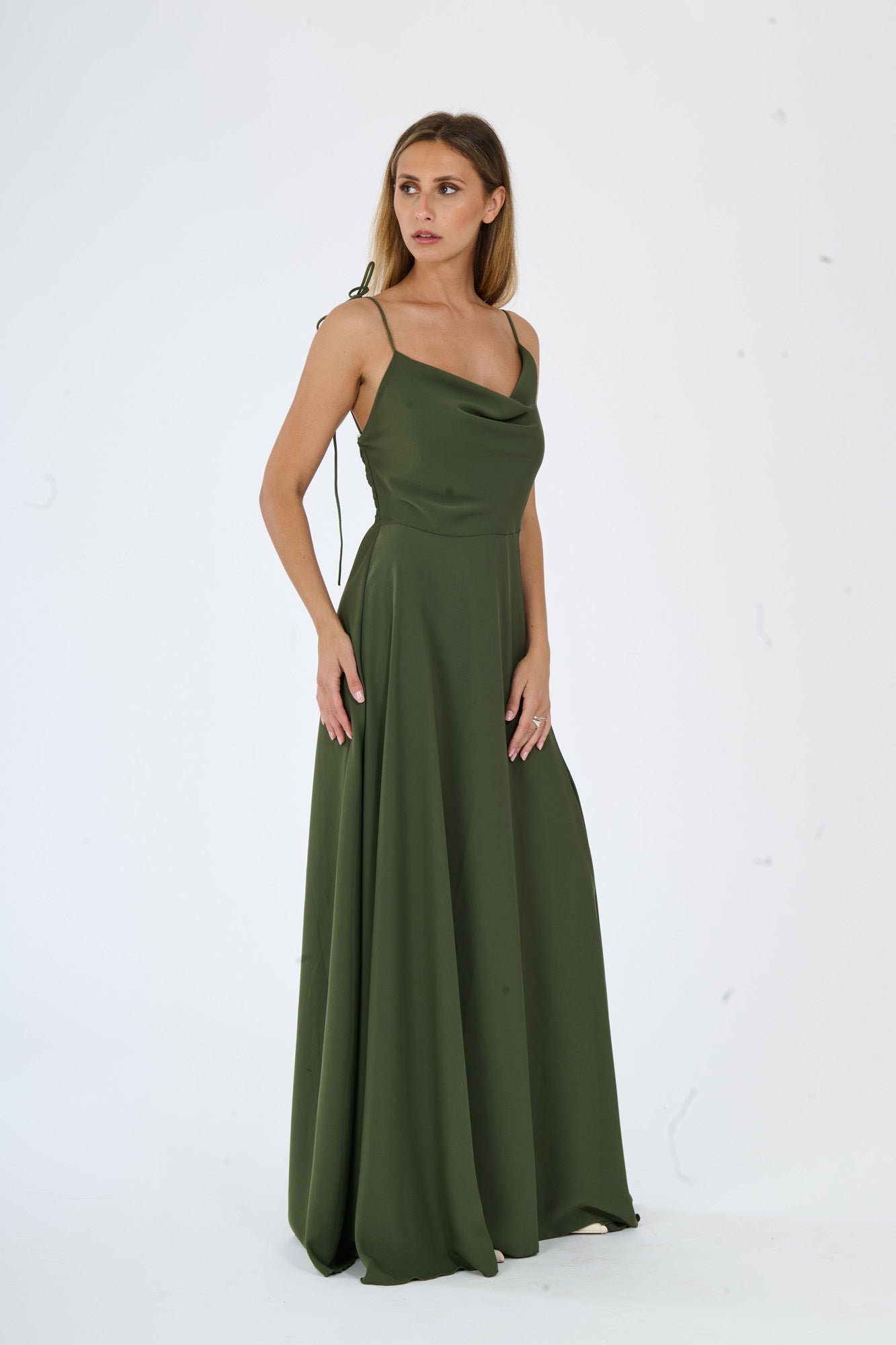 Abito “Isadora” – Vestito Lungo in Poliestere con Spacco e Spalline Annodate