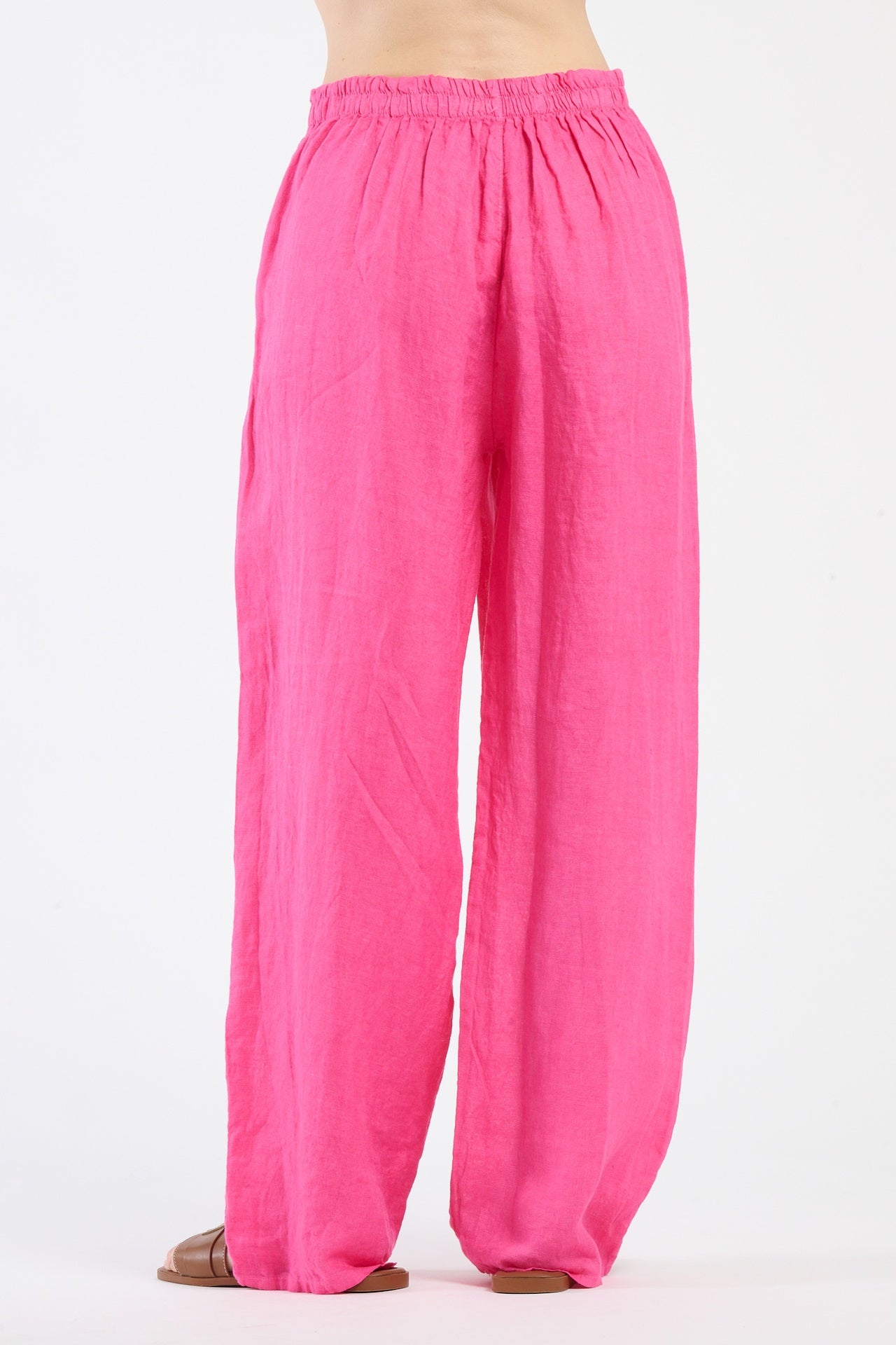 Pantaloni baggy fuxia, ideali per uno stile fashion e audace