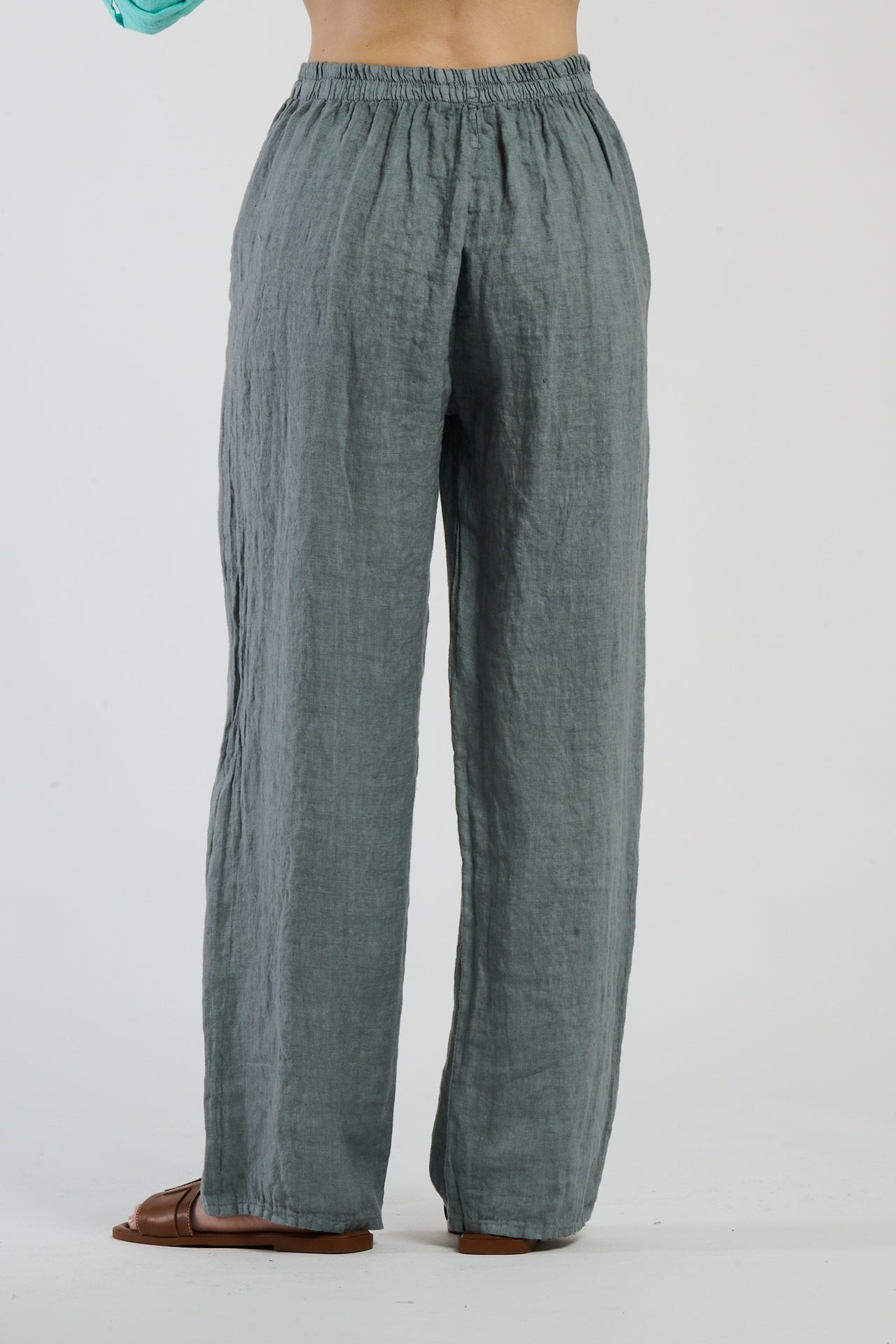Pantaloni baggy grigi, perfetti per uno stile casual ed elegante