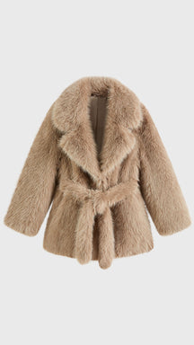 Cappotto corto in pelliccia sintetica con colletto a revers e cintura
