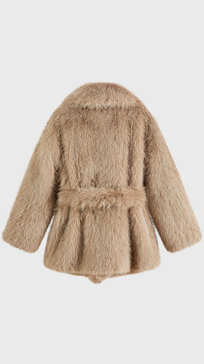 Cappotto corto in pelliccia sintetica con colletto a revers e cintura