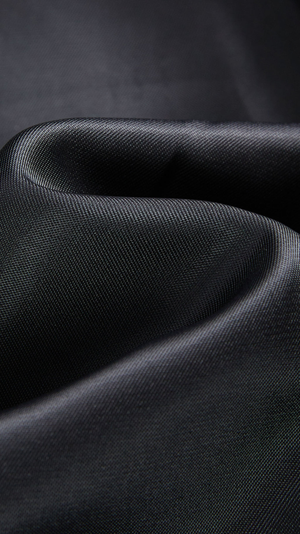 Giacca cropped in pelliccia sintetica con cappuccio ampio