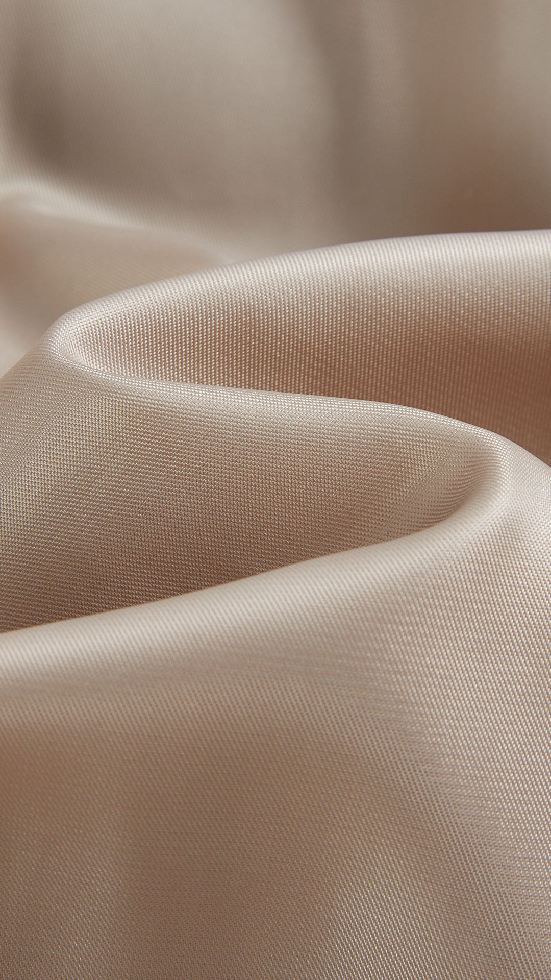 Cappotto corto in pelliccia sintetica con colletto a revers e cintura