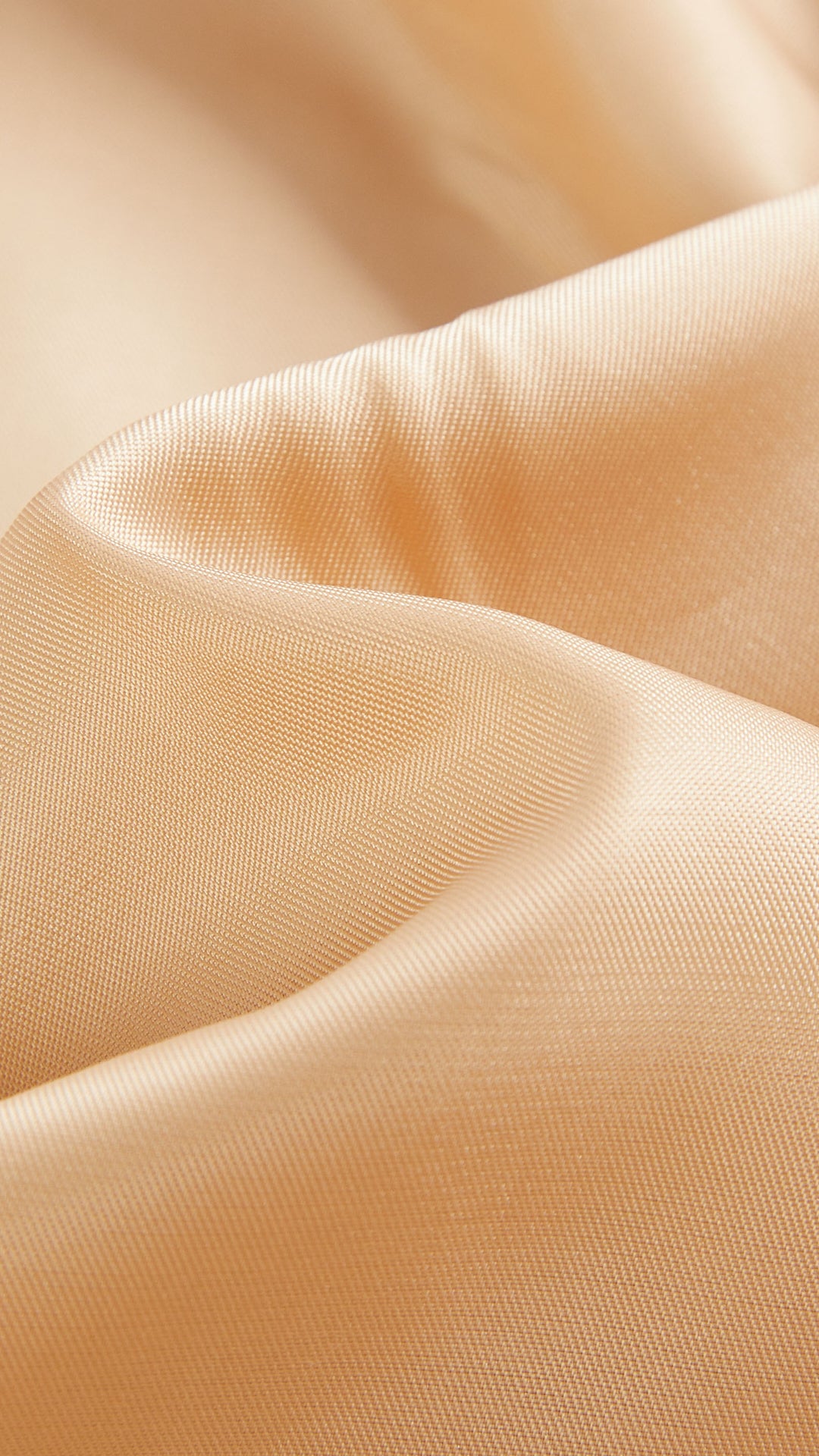 Cappotto corto in pelliccia sintetica con colletto a revers e cintura