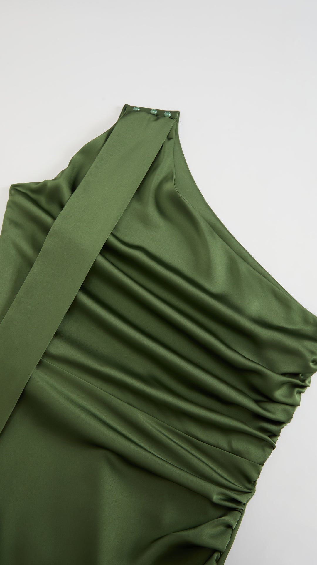 Abito Lungo Monospalla con Collarino e Fiocco in Satin - Eleganza per Matrimoni e Serate Speciali（副本）