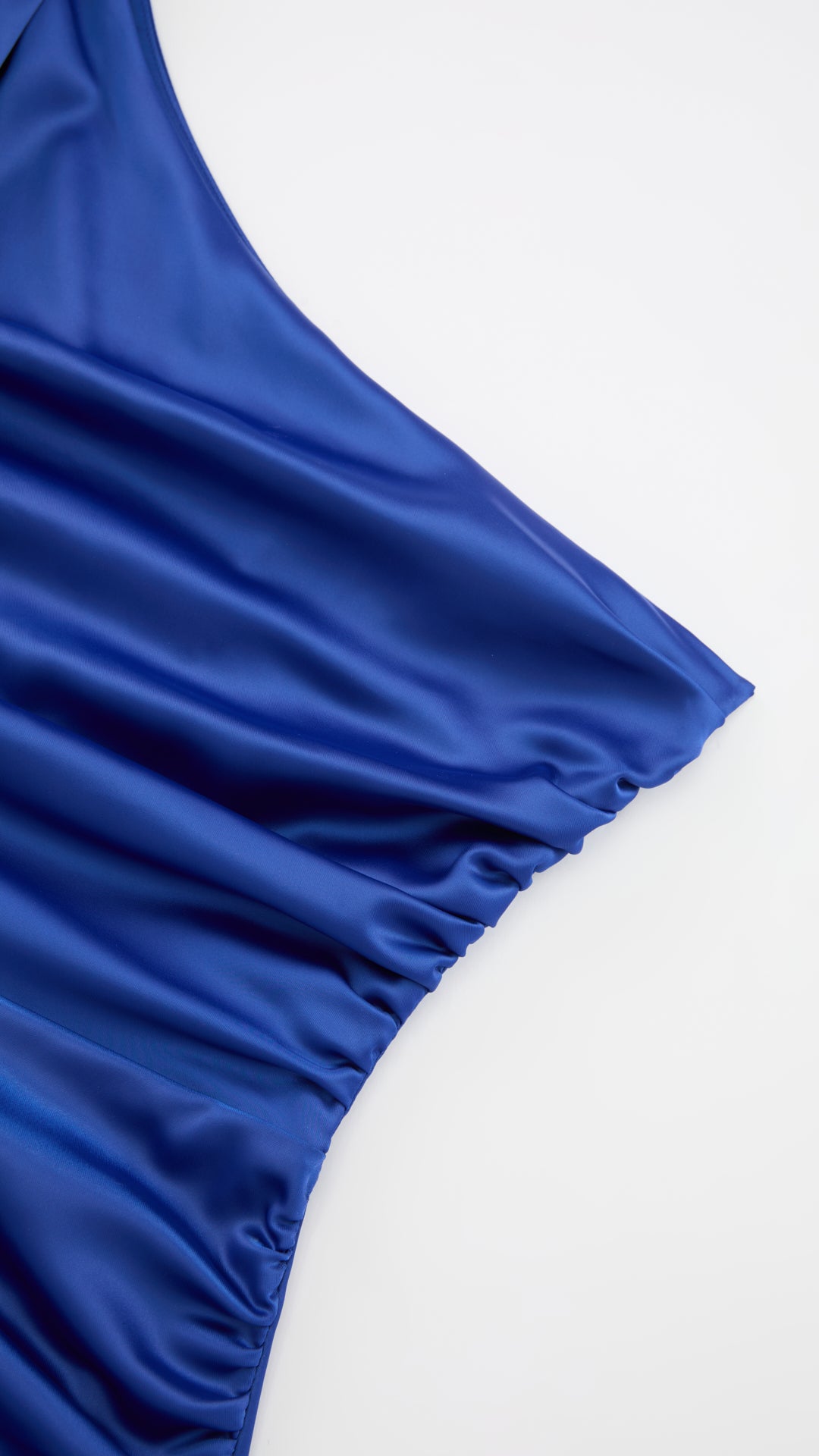 Abito Lungo Monospalla con Collarino e Fiocco in Satin - Eleganza per Matrimoni e Serate Speciali