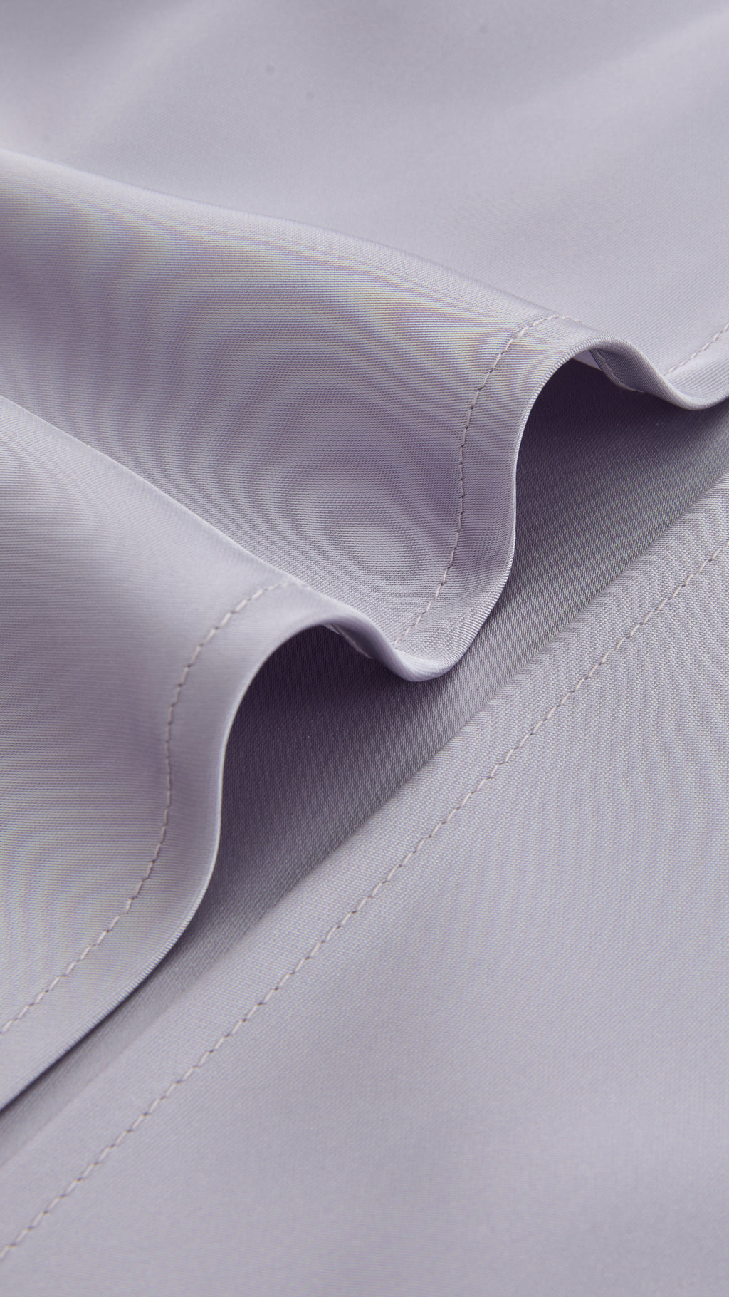 Abito Midi in Satin con Spalline e Scollatura a Collo d'Anatra - Eleganza Senza Tempo per Serate（副本）