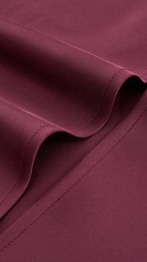 Abito Midi in Satin con Spalline e Scollatura a Collo d'Anatra - Eleganza Senza Tempo per Serate