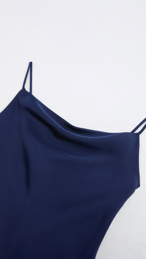 Abito Midi in Satin con Scollatura a Collo d'Anatra e Spalline - Eleganza Asimmetrica per Serate