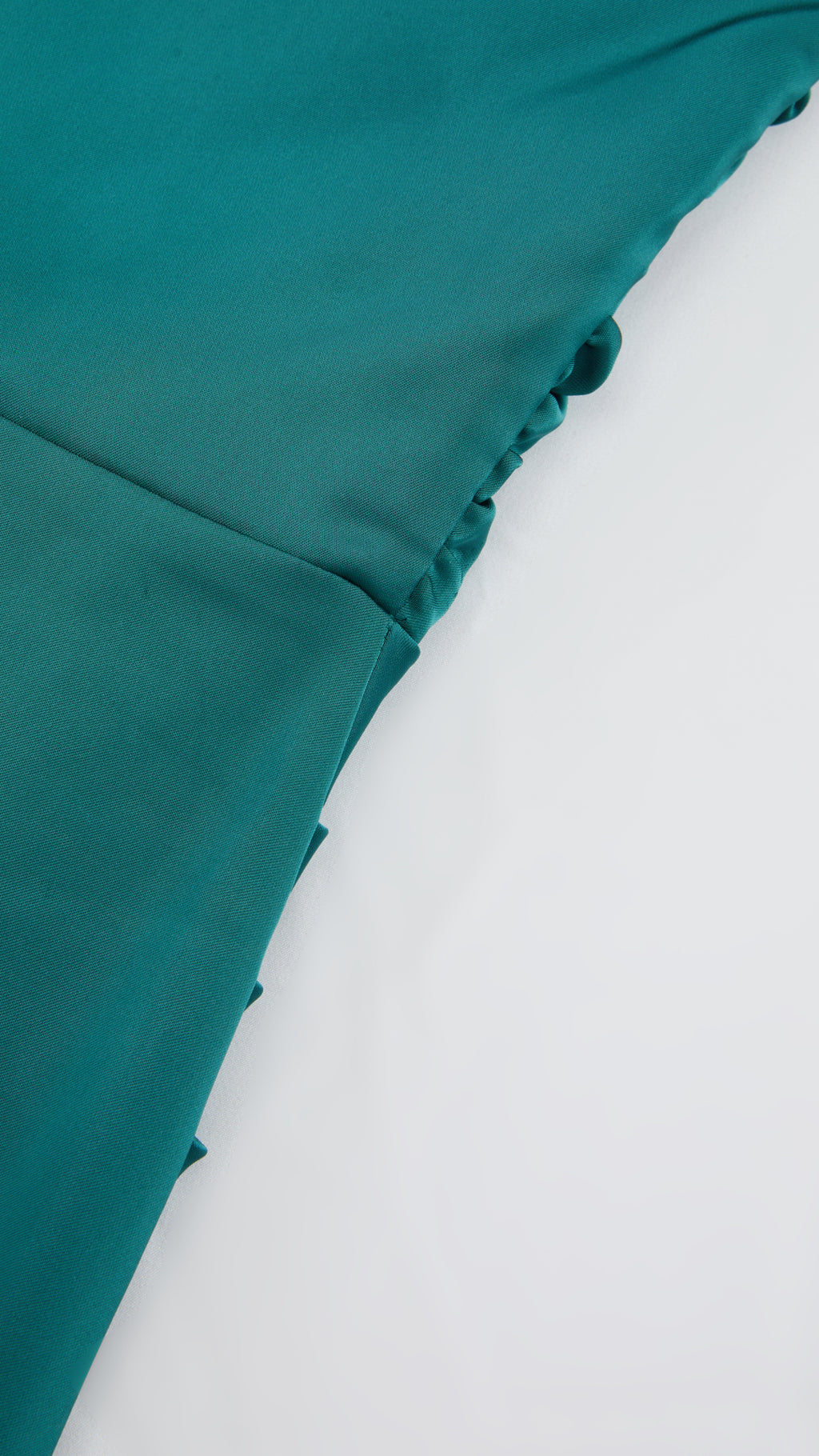 Abito Lungo Monospalla in Satin con Spacco - Eleganza Senza Tempo per Matrimoni e Serate（副本）