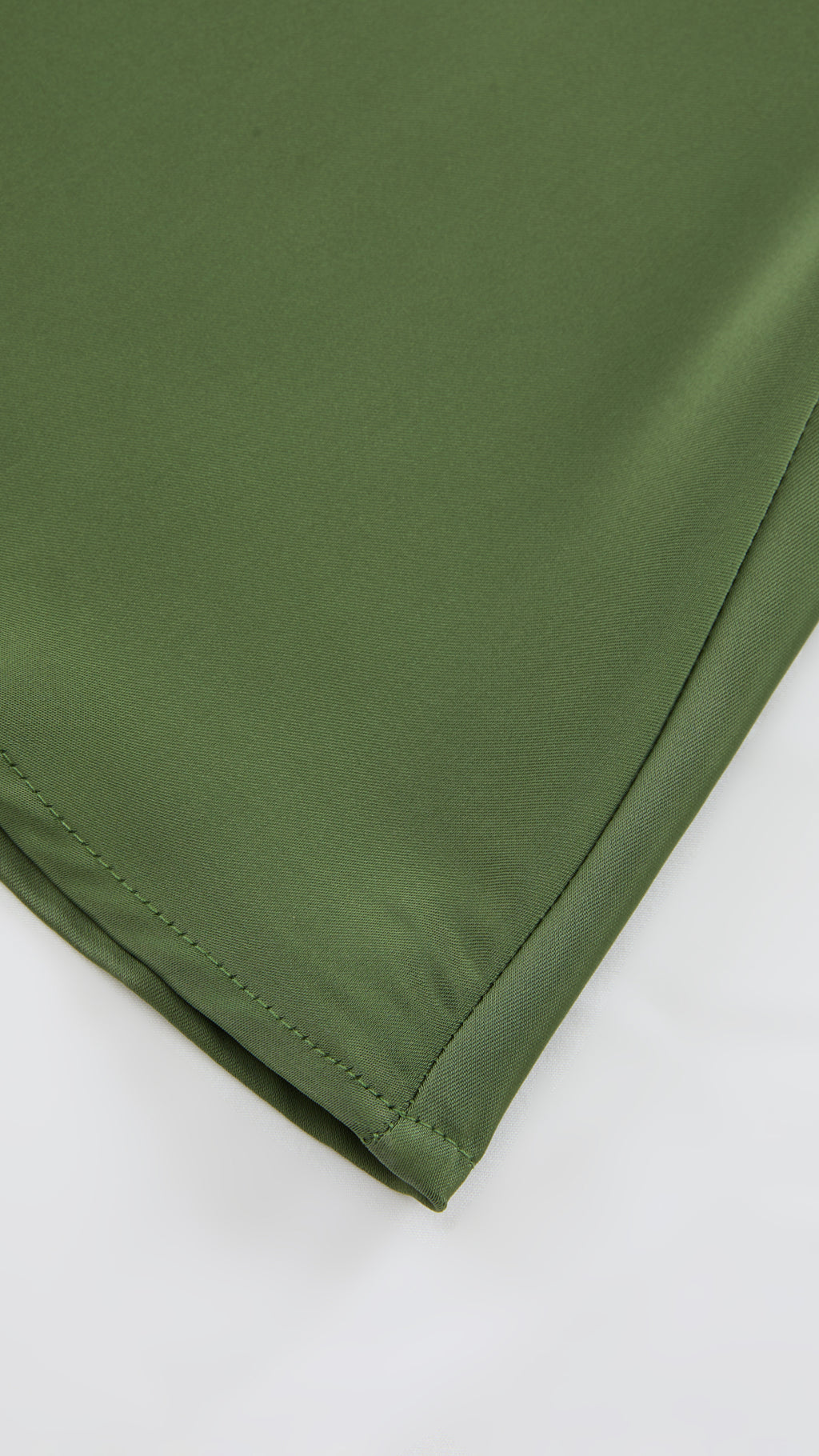 Abito Lungo Monospalla in Satin con Spacco - Eleganza Senza Tempo per Matrimoni e Serate（副本）