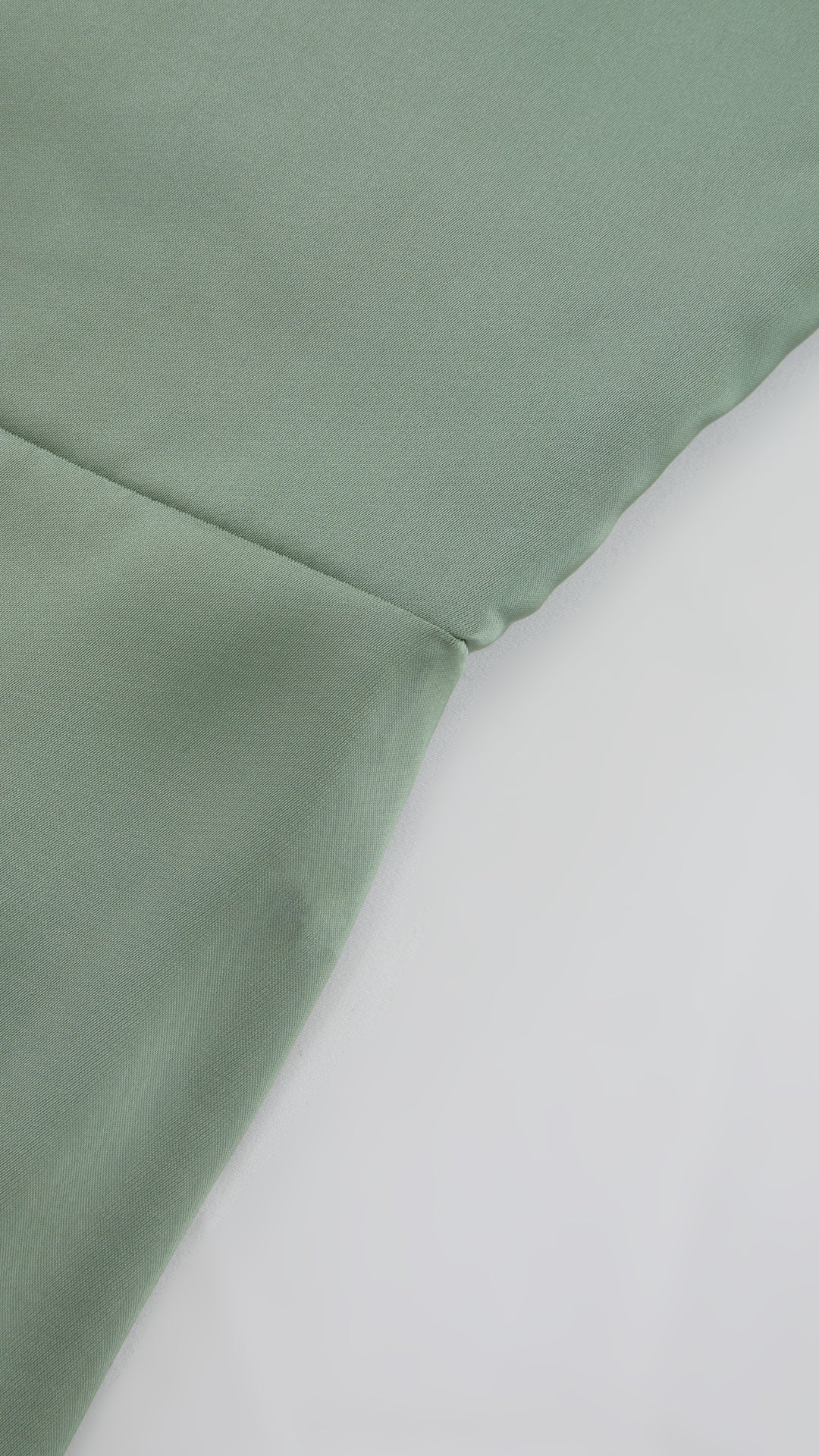 Abito Lungo Monospalla in Satin con Spacco - Eleganza Senza Tempo per Matrimoni e Serate（副本）