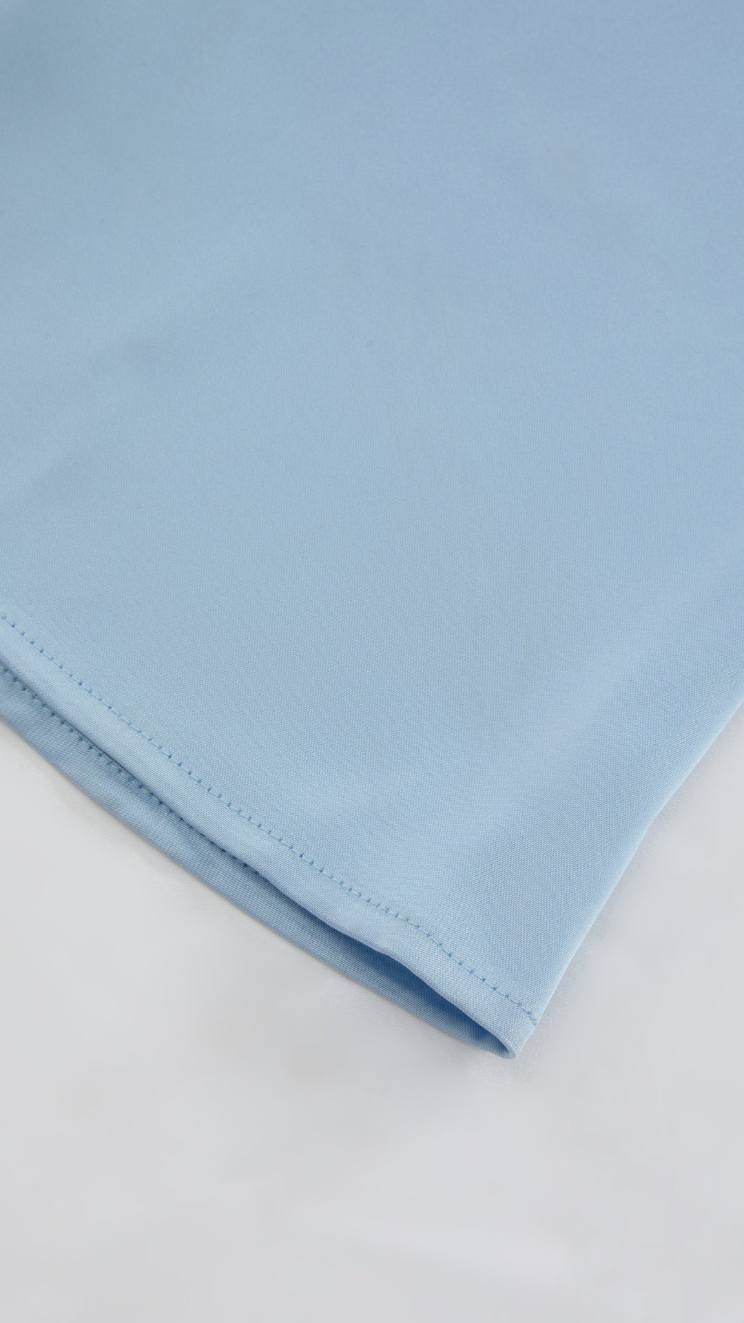 Abito Lungo Monospalla in Satin con Spacco - Eleganza Senza Tempo per Matrimoni e Serate（副本）