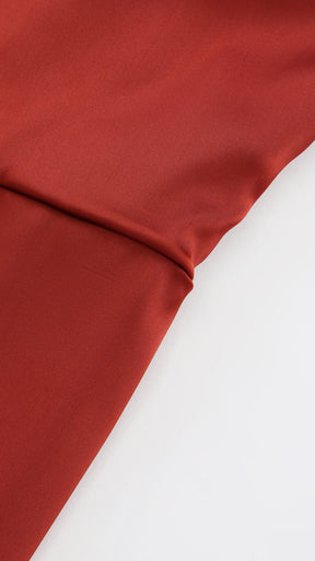 Abito Lungo a Spalline in Satin con Busto a Cuore - Eleganza per Matrimoni e Serate Speciali