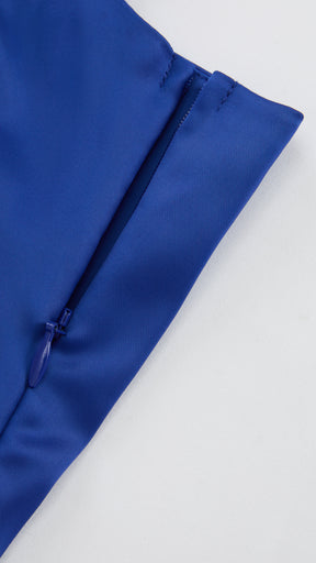 Abito Lungo a Spalline in Satin con Busto a Cuore - Eleganza per Matrimoni e Serate Speciali
