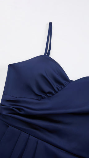 Abito Lungo a Spalline in Satin con Busto a Cuore - Eleganza per Matrimoni e Serate Speciali