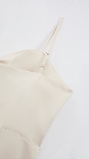 Abito Lungo a Spalline in Satin con Busto a Cuore - Eleganza per Matrimoni e Serate Speciali
