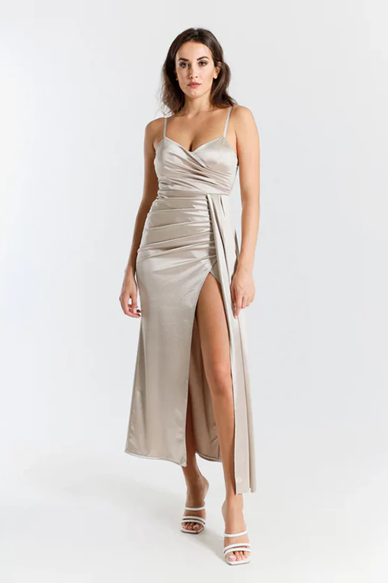 Vestito lungo in raso drappeggiato con spaccatura laterale Beatrice