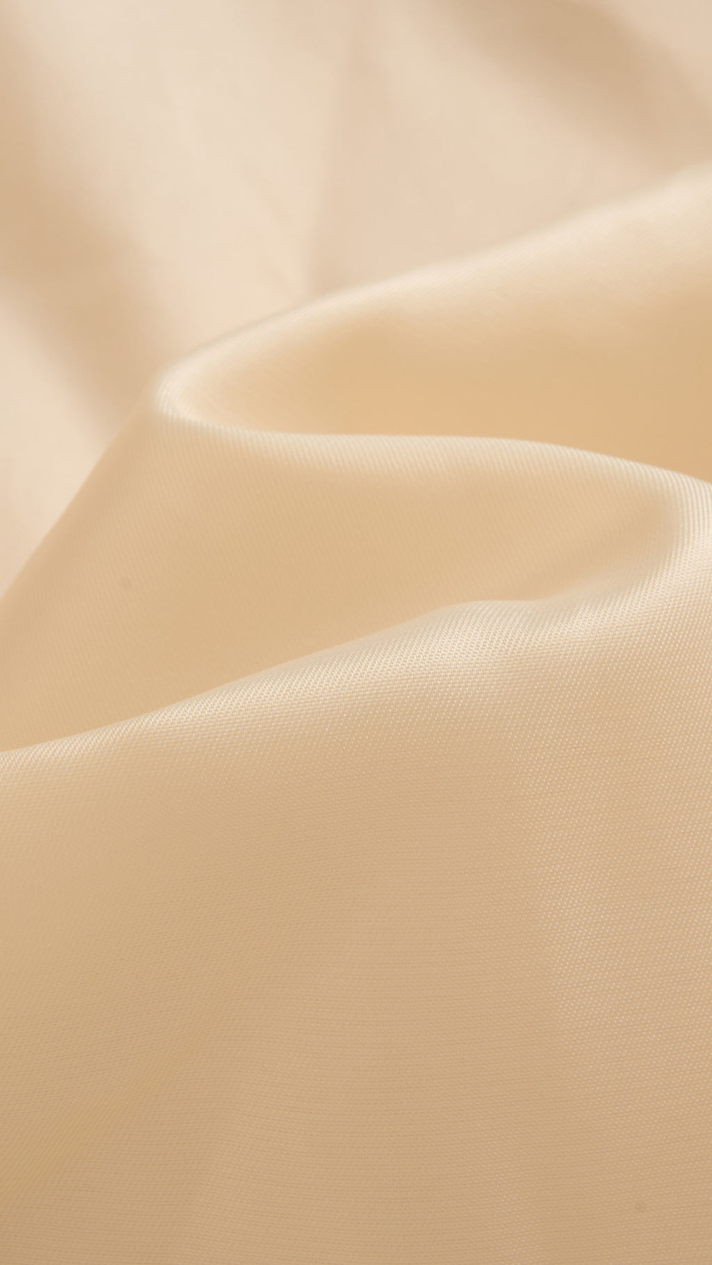 Cappotto medio in peluche sintetica con colletto a revers
