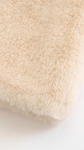 Cappotto lungo in peluche sintetica con colletto a revers