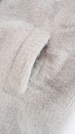Cappotto lungo in peluche sintetica con colletto a revers