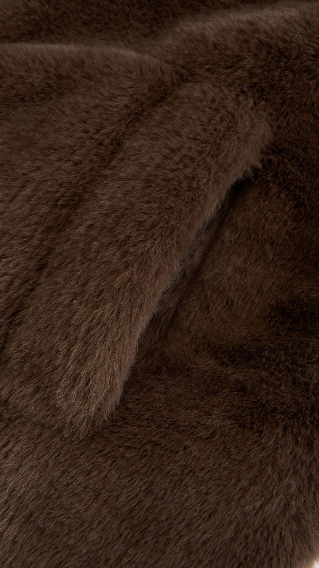 Cappotto lungo in peluche sintetica con colletto a revers