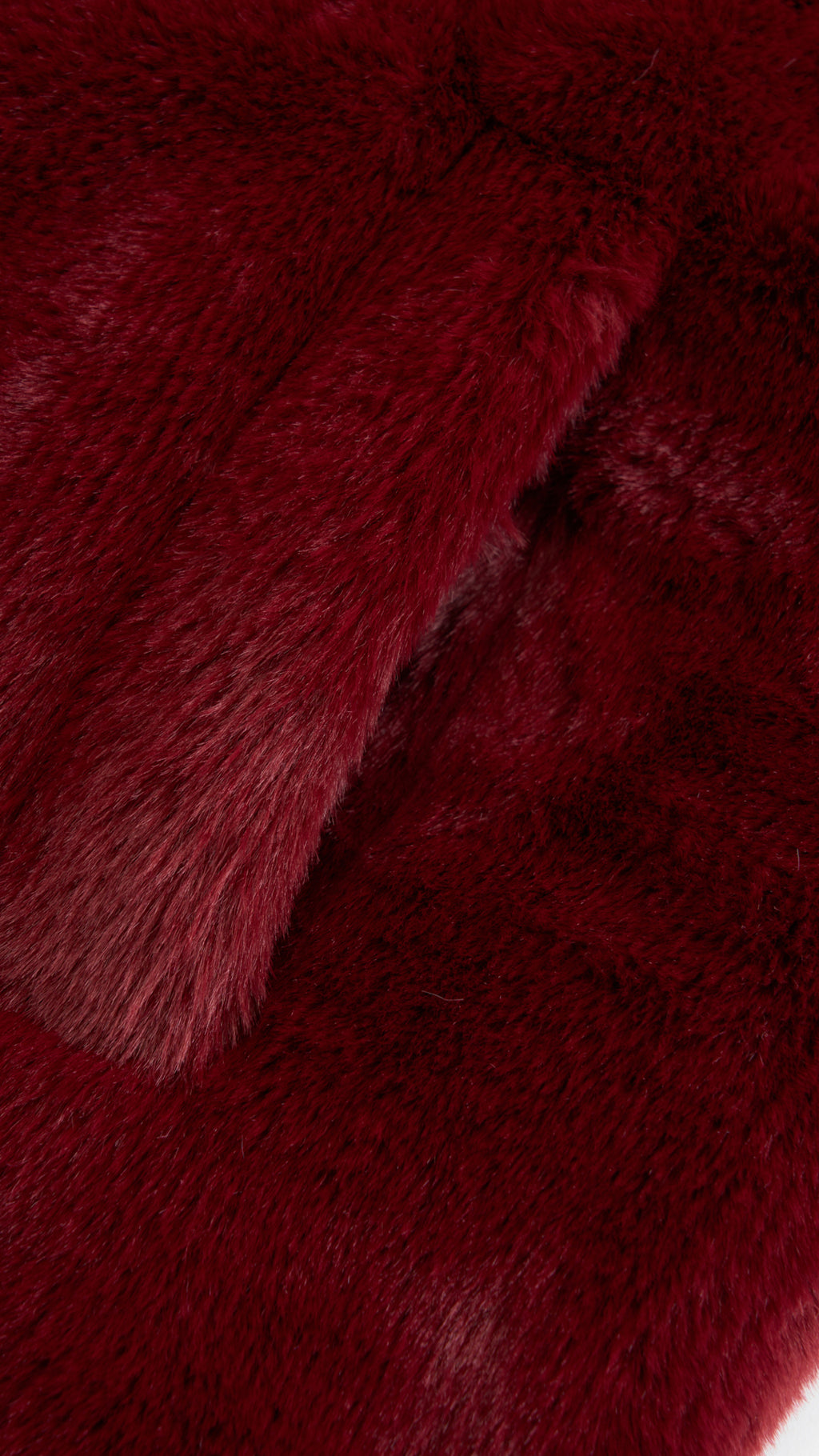 Cappotto lungo in peluche sintetica con colletto a revers