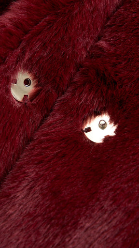 Cappotto lungo in peluche sintetica con colletto a revers