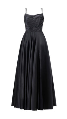 Abito da sera con spalline sottili e gonna a maxi