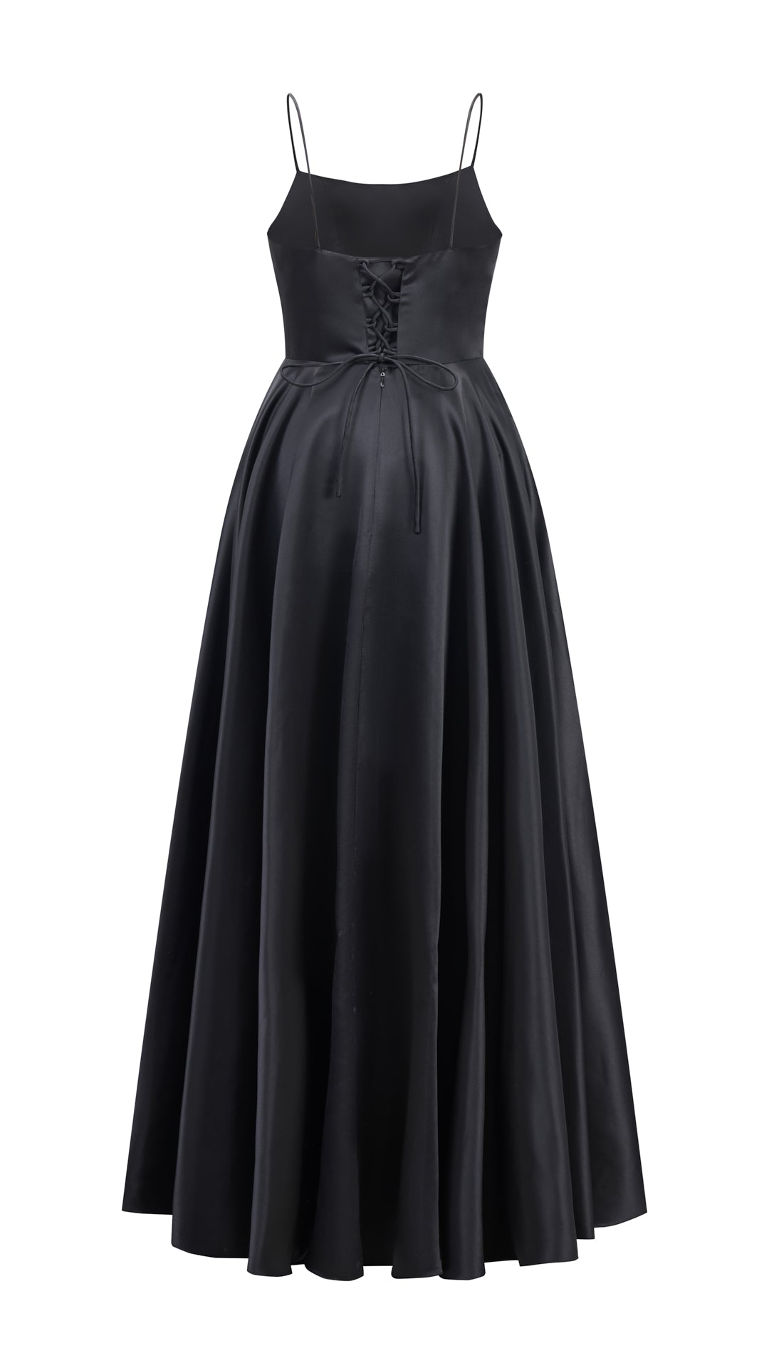 Abito da sera con spalline sottili e gonna a maxi