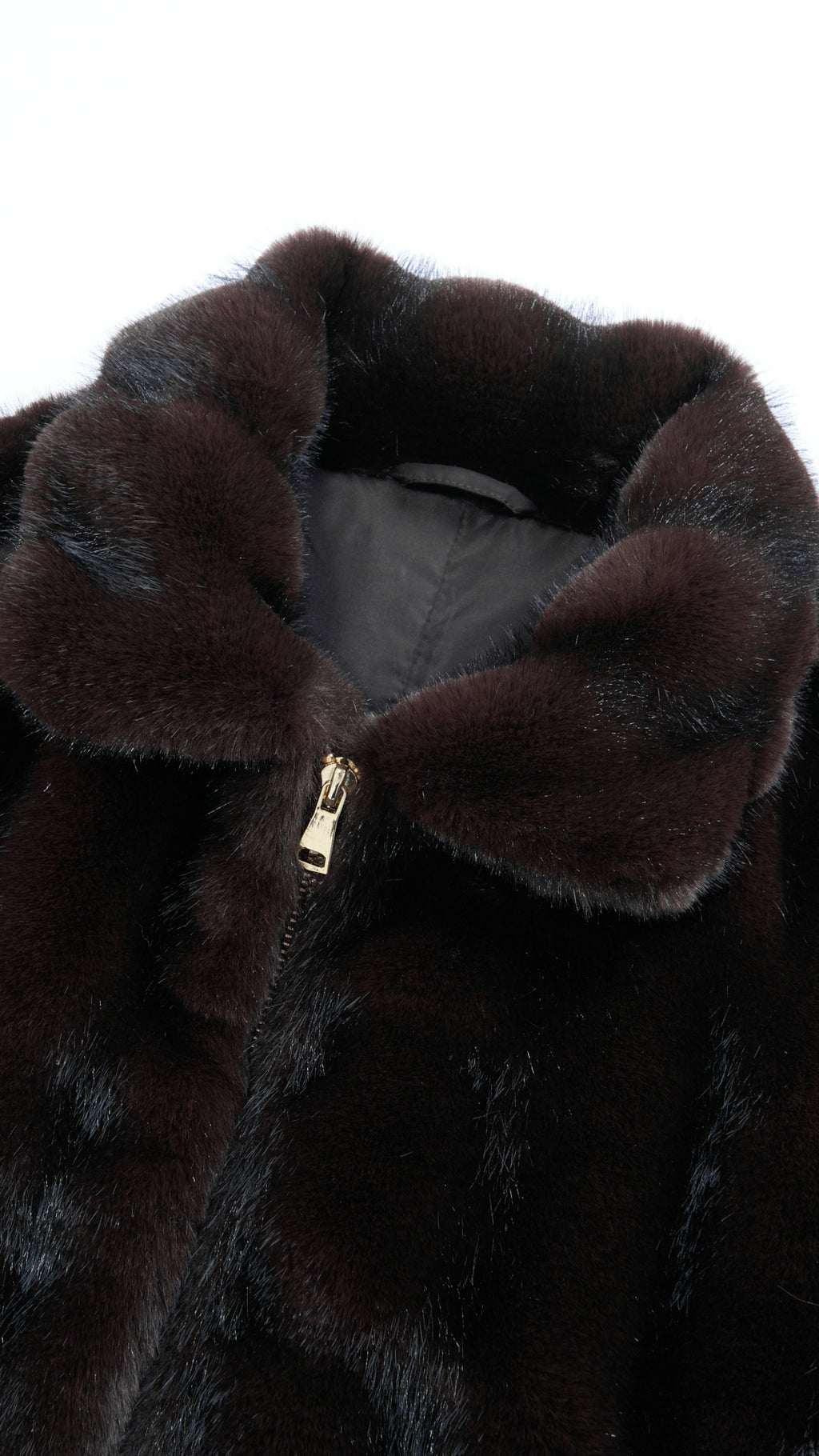 Giacca cropped in pelliccia sintetica con collo e zip frontale