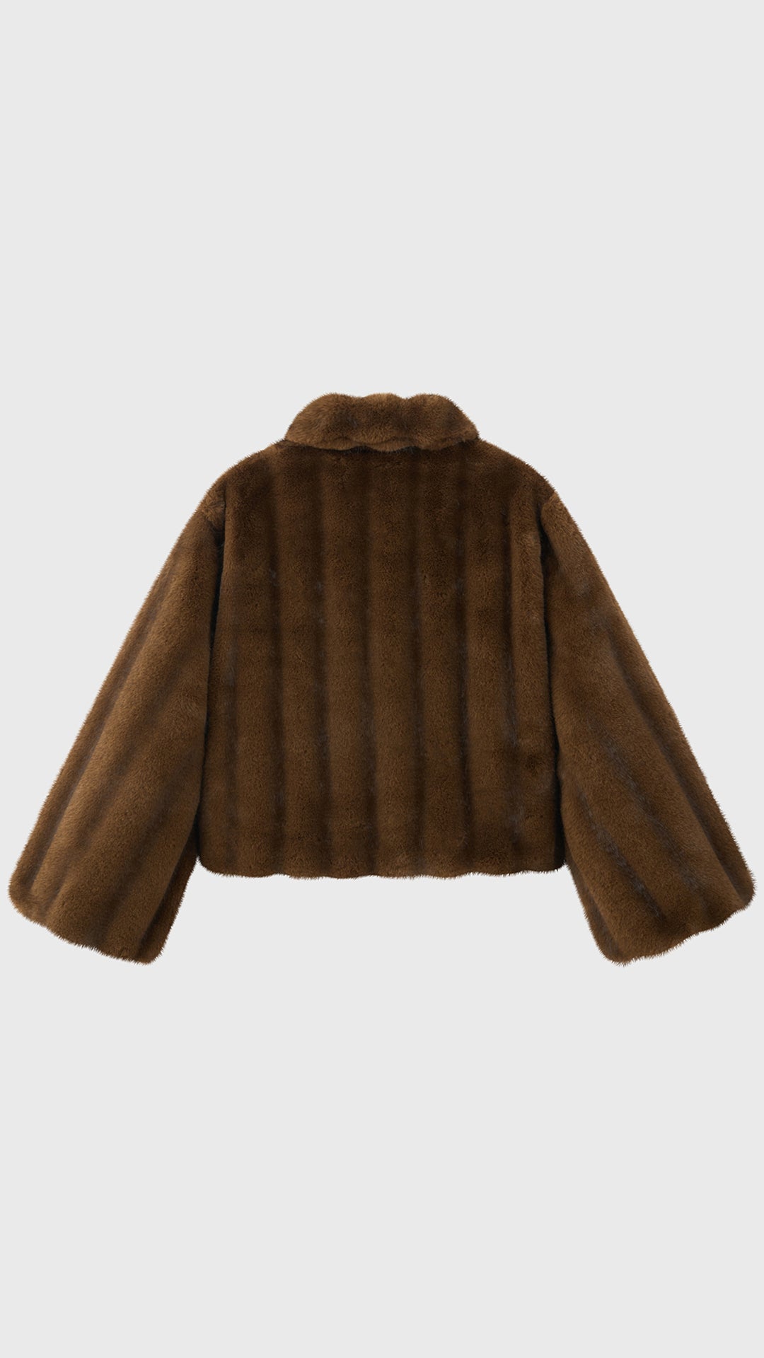 Giacca cropped in pelliccia sintetica con collo e zip frontale