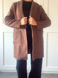 Cappotto Giacca Nolina – Taglio dritto e tasche frontali