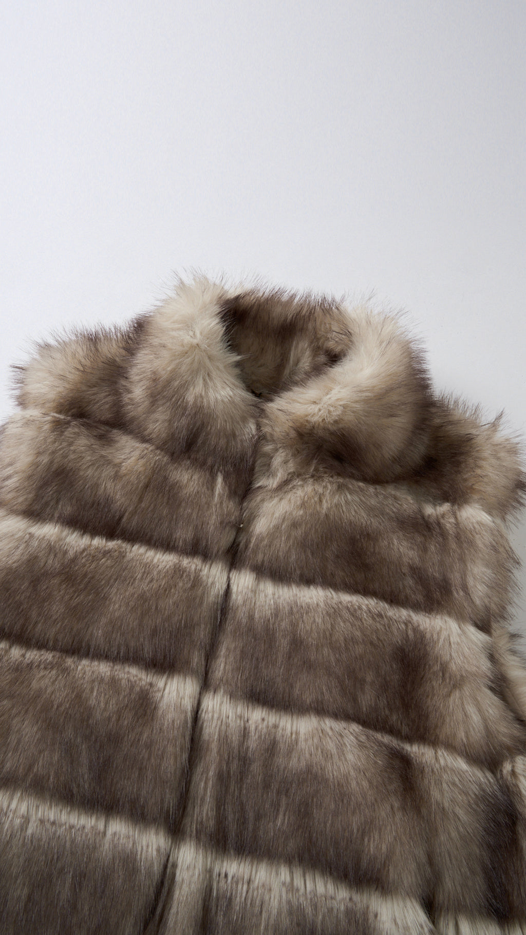 Gilet Senza Maniche Donna in Pelliccia Sintetica, Modello Collo Alto Elegante, Gilet Corto Invernale Casual per Abbinamenti Outfit