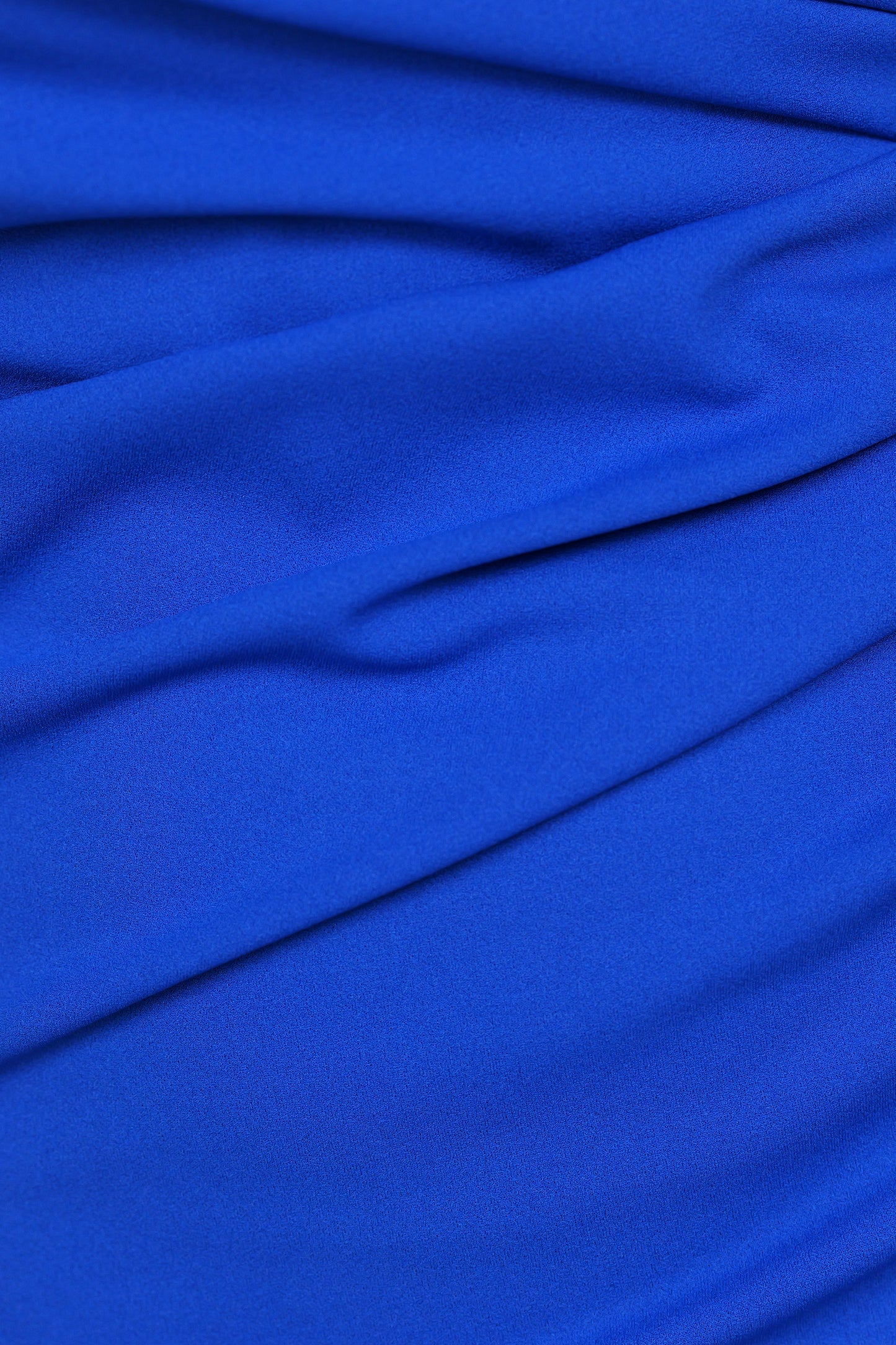 Abito “Loreta” – Eleganza drappeggiata con spacco frontale