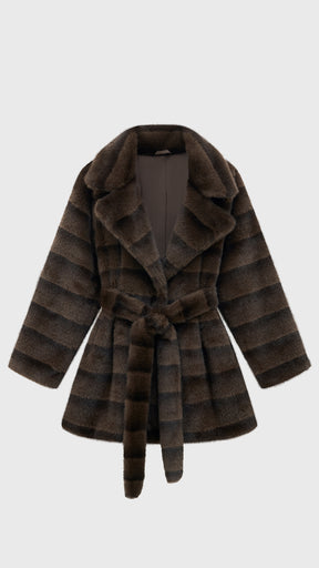 Cappotto medio donna in pelliccia sintetica, ampio collo a rever con cintura regolabile