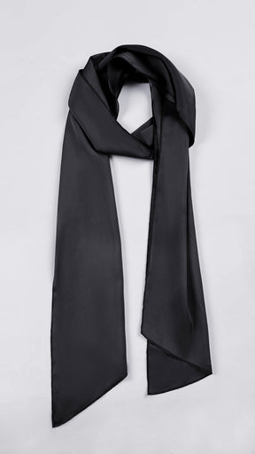 Abito lungo elegante con scollo a collo alto a fiocco, design bicolore con top asimmetrico e gonna fluida