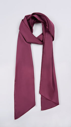 Abito lungo elegante con scollo a collo alto a fiocco, design bicolore con top asimmetrico e gonna fluida