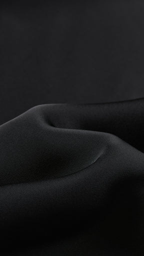 Abito lungo elegante senza maniche con scollo a collo drappeggiato e dettaglio a fibbia, in tessuto fluido, per cerimonie e occasioni speciali