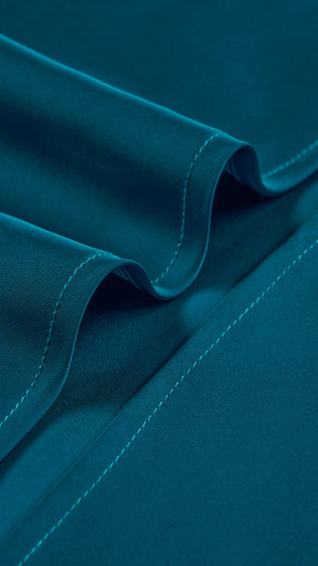 Abito lungo elegante senza maniche con scollo a collo drappeggiato e dettaglio a fibbia, in tessuto fluido, per cerimonie e occasioni speciali