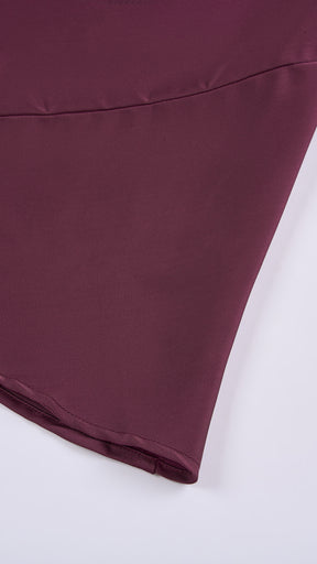 Abito lungo elegante senza maniche con scollo a collo drappeggiato e dettaglio a fibbia, in tessuto fluido, per cerimonie e occasioni speciali