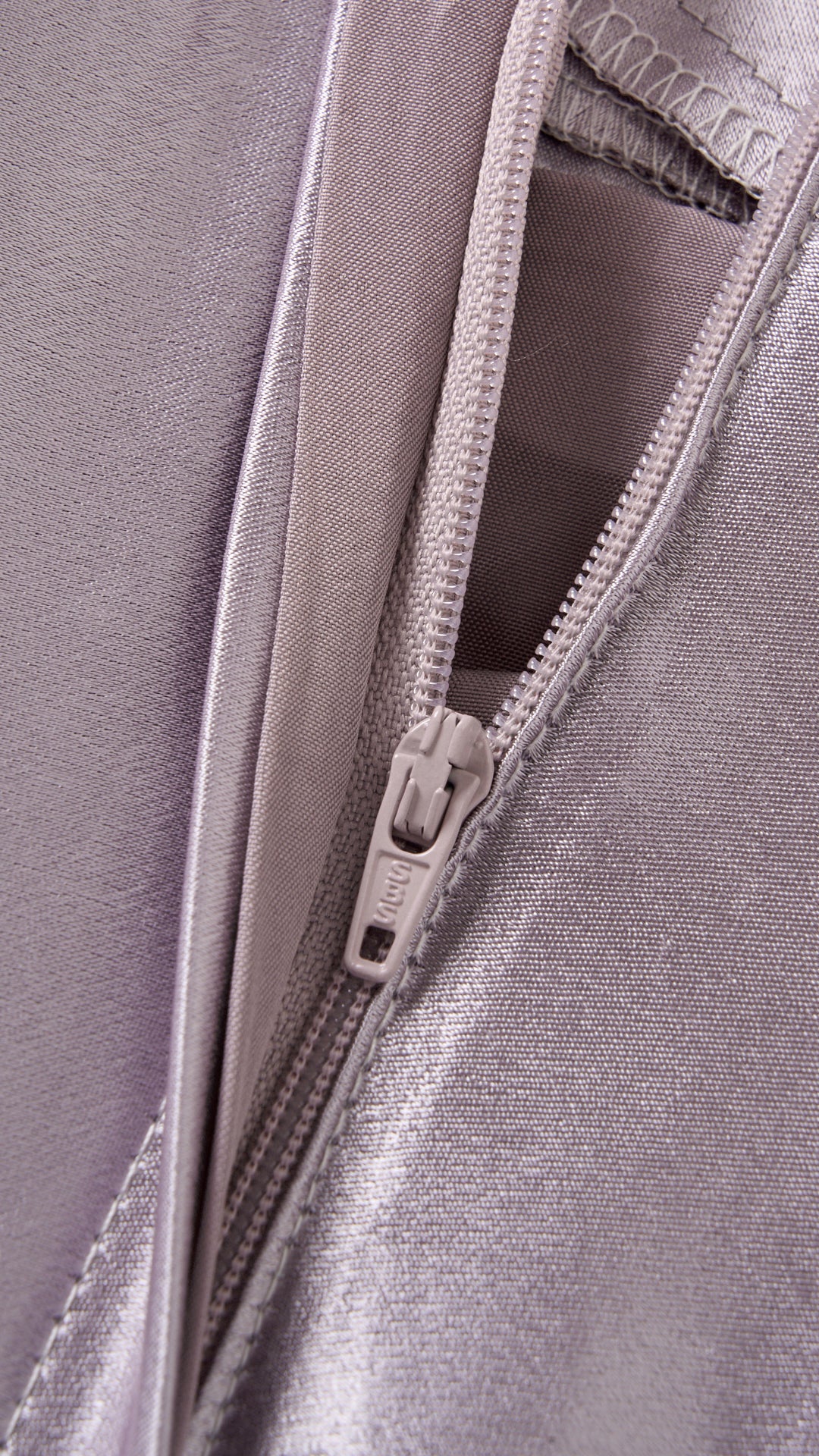 Vestito Lungo Satin Donna con Colletto Alto e Spalle Scoperte, Abito Elegante Cerimonia Busto Arricciato e Gonna Svasata