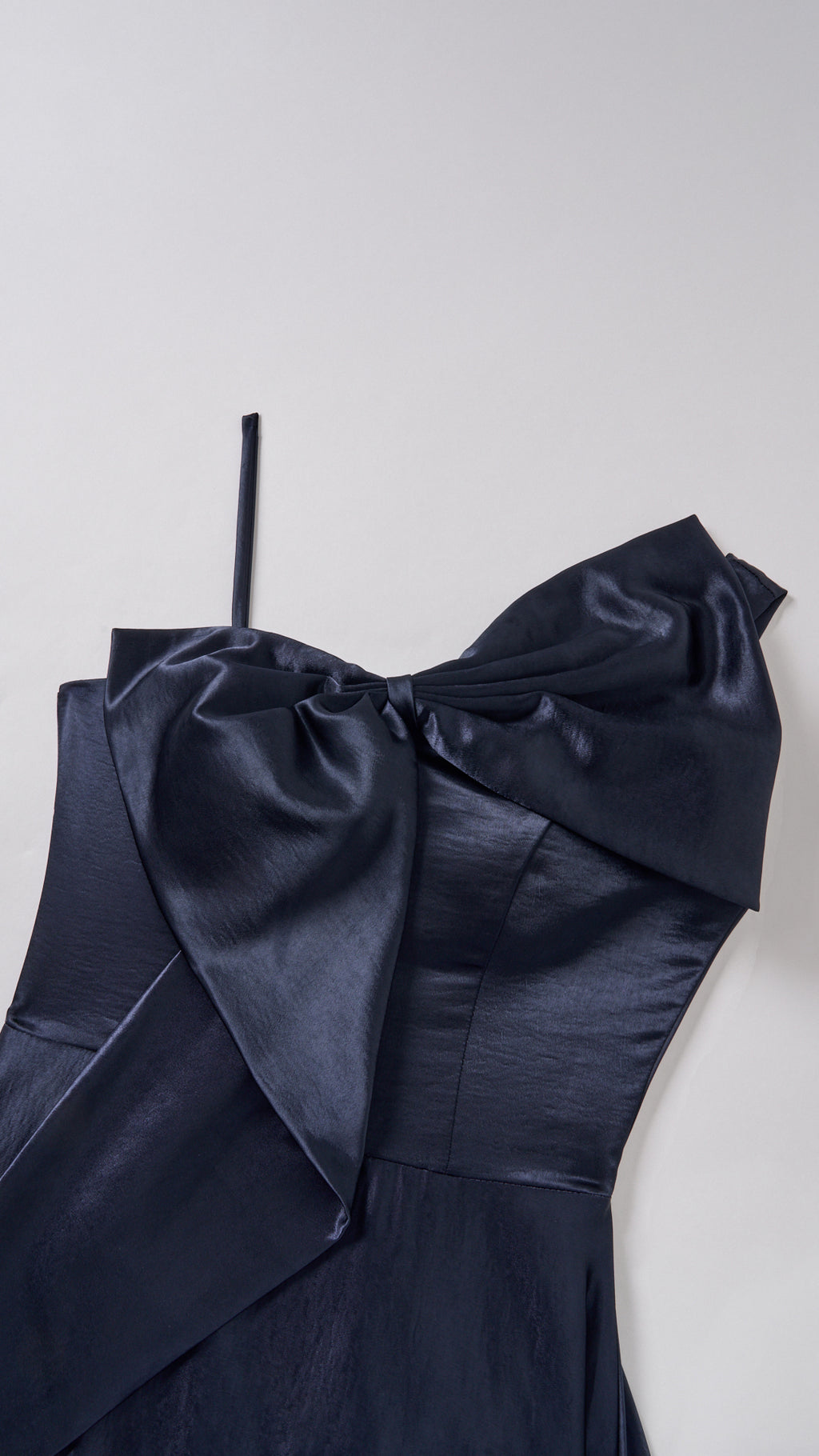 Vestito Lungo Satin Donna Spallina Singola con Maxi Fiocco, Abito Elegante da Cerimonia e Festa Smanicato（副本）