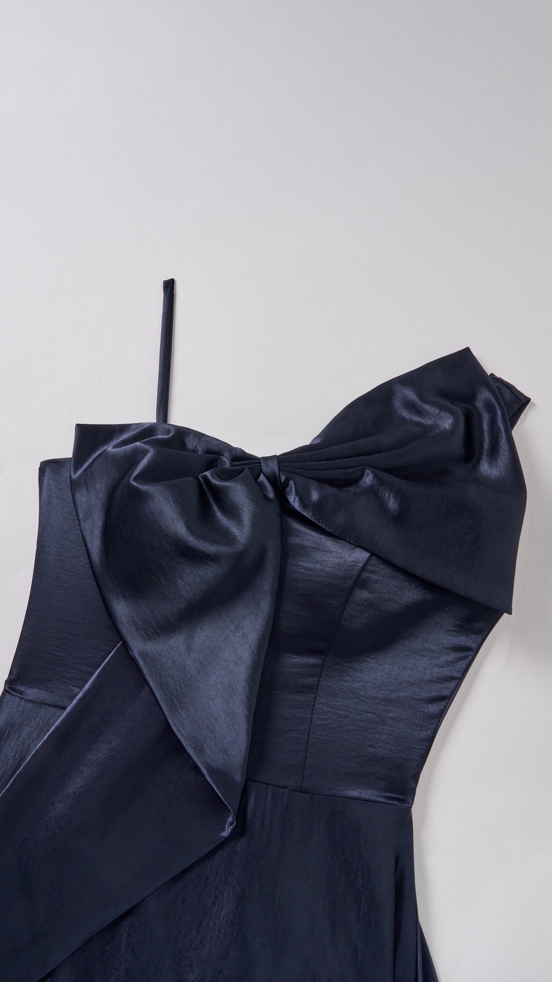 Vestito Lungo Satin Donna Spallina Singola con Maxi Fiocco, Abito Elegante da Cerimonia e Festa Smanicato（副本）