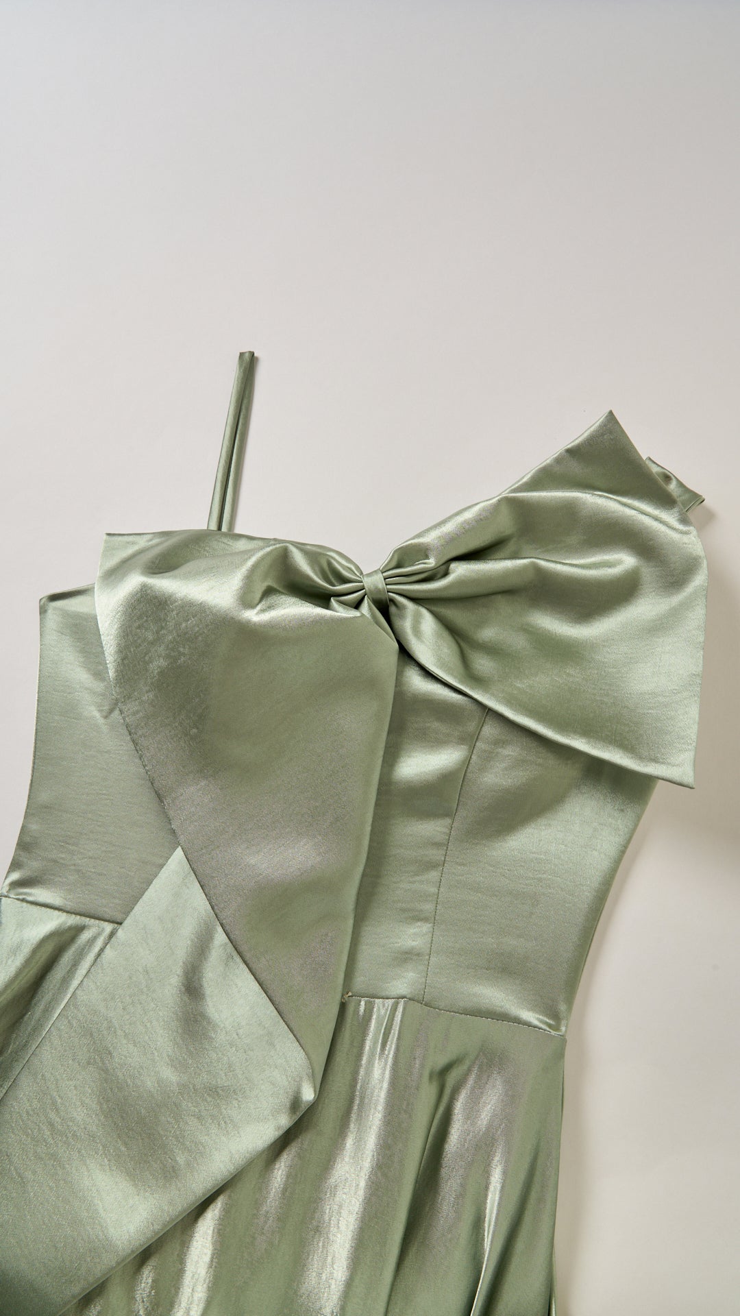Vestito Lungo Satin Donna Spallina Singola con Maxi Fiocco, Abito Elegante da Cerimonia e Festa Smanicato
