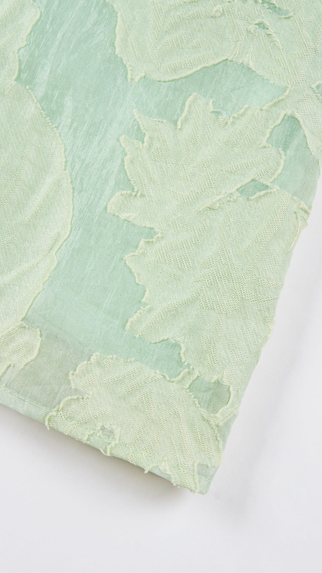 Abito midi elegante a spalline sottili con scollo a fascia, tessuto jacquard floreale e dettaglio a croce sul retro（副本）