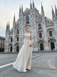 Abito lungo in tulle asimmetrico Luna