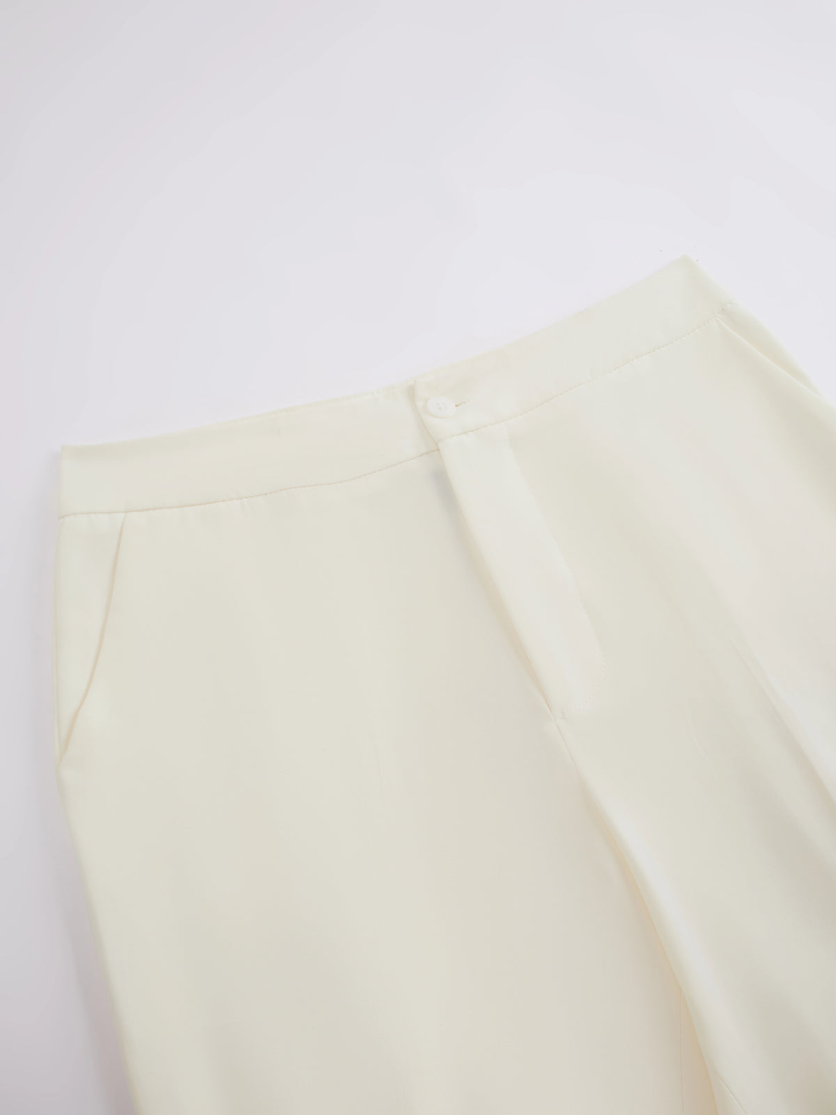 Set Blazer e Pantaloni Donna - Design con Pieghe Frontali per Stile Professionale